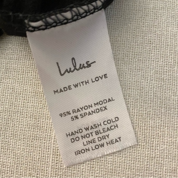 lulu’s Shifting Dears Black Mini Slit Open Sleeve Dress Size Small - Picture 6 of 8